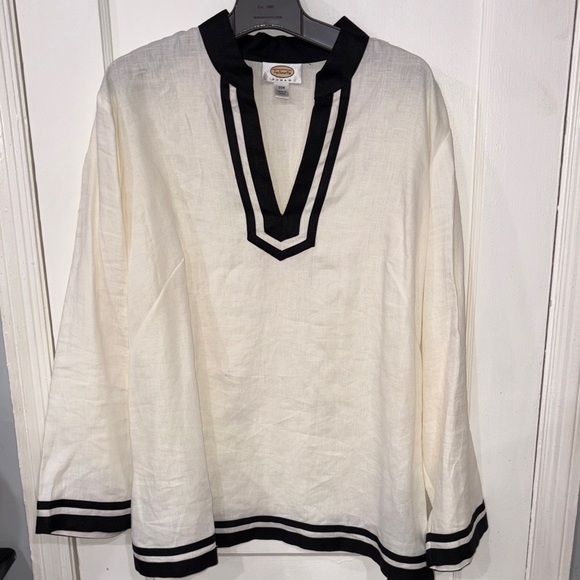 Talbots Cream and Black Linen Tunic with Black Trim - Picture 2 of 13